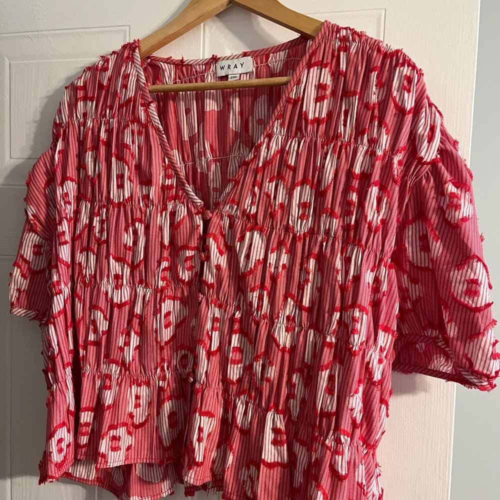 Wray NYC Romero top in cherry blossom
